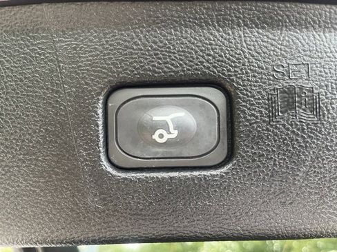 Certified 2024 Ford Edge SEL w/ Sport Appearance Package image 22