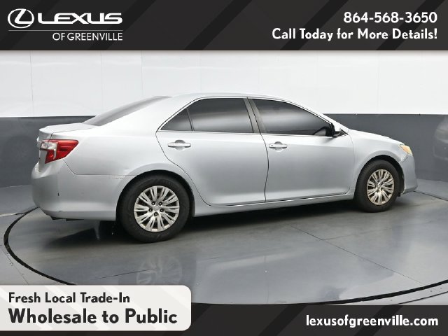 Used 2014 Toyota Camry FWD image 9