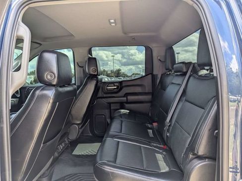 Used 2022 Chevrolet Silverado 1500 LT AWD/4WD image 13