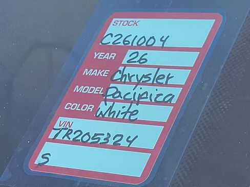 New 2026 Chrysler Pacifica Select image 24