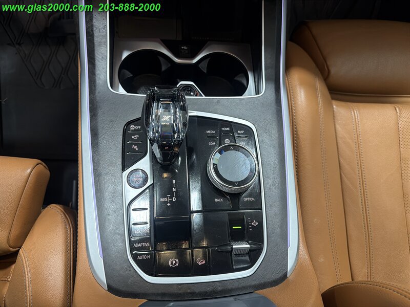 Used 2022 BMW X7 xDrive40i w/ Parking Assistance Package AWD/4WD image 28