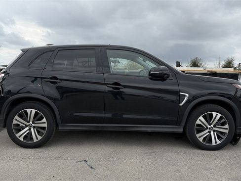 Used 2022 Mitsubishi Outlander Sport SE image 4