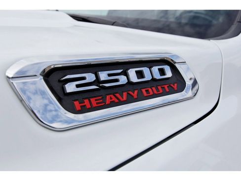Used 2024 RAM 2500 Big Horn AWD/4WD image 27