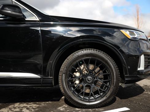 Used 2020 Audi Q7 2.0T Premium Plus w/ Premium Plus Package image 18