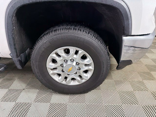 Used 2024 Chevrolet Silverado 2500 LTZ w/ LTZ Premium Package AWD/4WD image 16