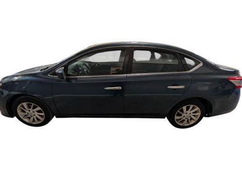 Used 2013 Nissan Sentra SV FWD image 2
