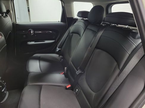 Used 2017 MINI Cooper Clubman S image 22