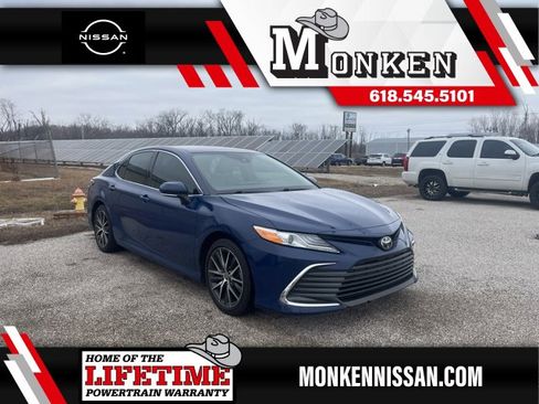 Used 2023 Toyota Camry XLE image 1