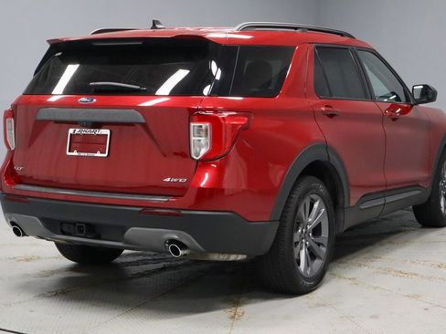 Certified 2021 Ford Explorer XLT w/ Equipment Group 202A AWD/4WD image 12