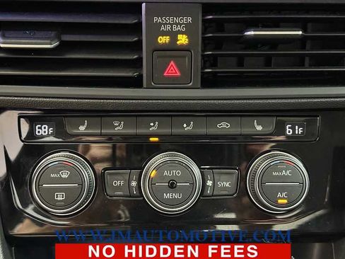 Used 2019 Volkswagen Jetta SEL FWD image 38