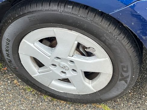 Used 2010 Toyota Prius Five image 22