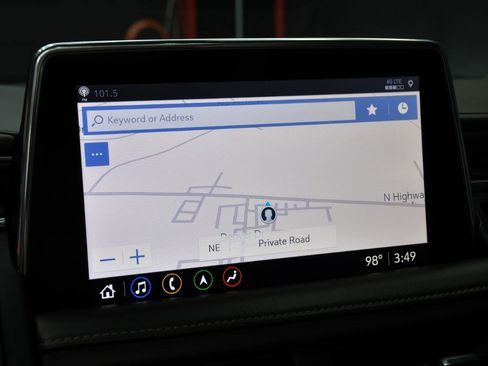 Used 2021 Chevrolet Suburban Z71 w/ Luxury Package image 47