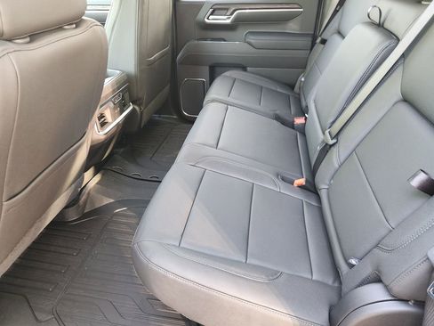 New 2026 GMC Sierra 1500 SLT image 20