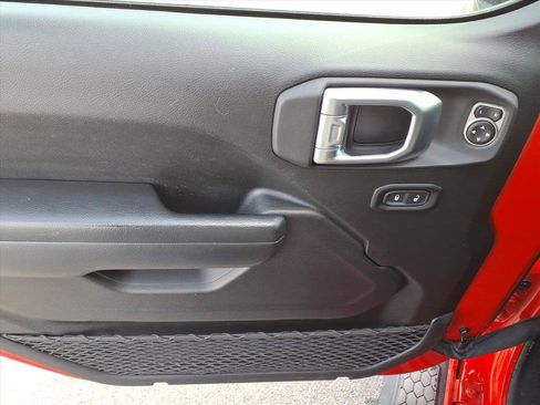Used 2021 Jeep Wrangler Sport w/ Safety Group image 15