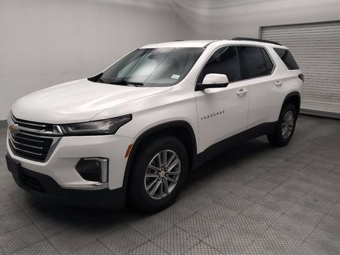 Used 2023 Chevrolet Traverse LT AWD/4WD image 2
