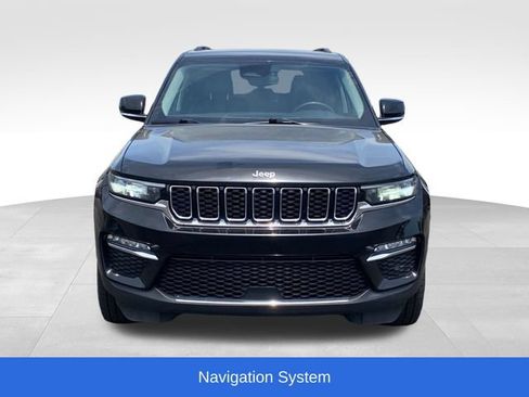 Used 2023 Jeep Grand Cherokee Limited AWD/4WD image 2