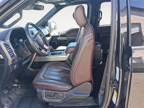 Used 2015 Ford F150 Platinum w/ Equipment Group 701A Luxury image 9