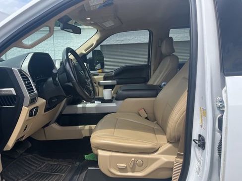 Used 2017 Ford F350 Lariat w/ Lariat Value Package AWD/4WD image 21