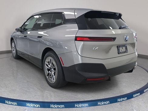 Certified 2023 BMW iX xDrive50 image 9