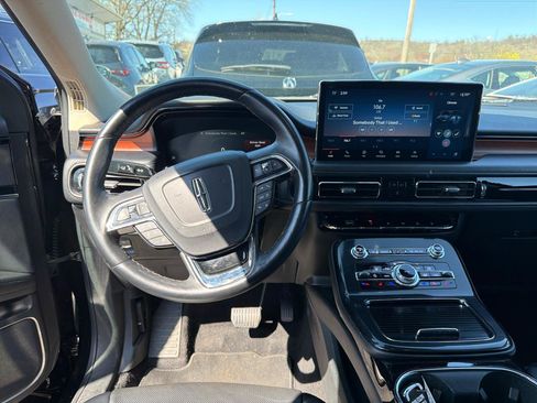 Used 2022 Lincoln Nautilus Reserve AWD/4WD image 21