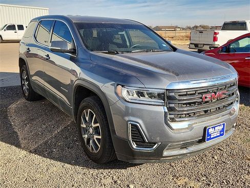 Used 2022 GMC Acadia SLE w/ LPO, Black Accent Package image 5