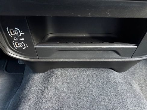 Used 2024 RAM 3500 Big Horn image 25