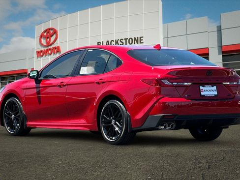 Certified 2026 Toyota Camry SE w/ Multimedia Upgrade Package FWD image 5