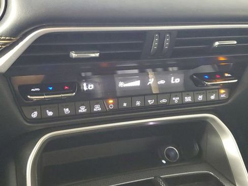 Certified 2024 MAZDA CX-90 Plug-In Hybrid w/ Premium Plus AWD/4WD image 34