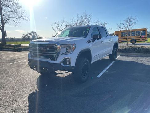 Used 2020 GMC Sierra 1500 SLT w/ SLT Premium Plus Package image 3