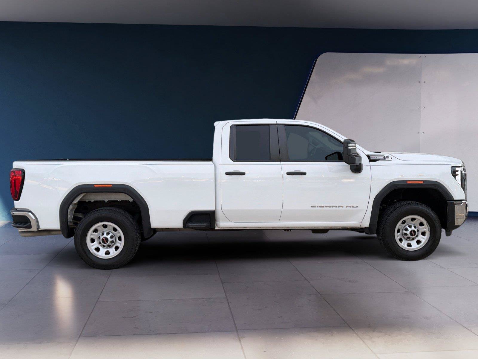 Used 2024 GMC Sierra 2500 Pro RWD image 6