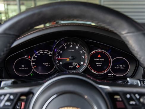 Certified 2023 Porsche Cayenne S Platinum AWD/4WD image 29