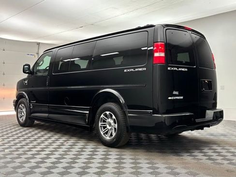 Used 2020 Chevrolet Express 2500 Explorer Limited SE w/ Enhanced Convenience Package image 13
