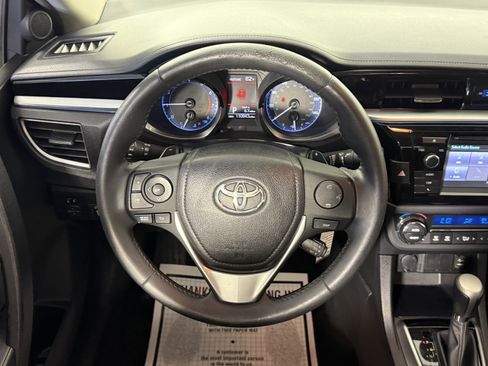 Used 2014 Toyota Corolla S image 11