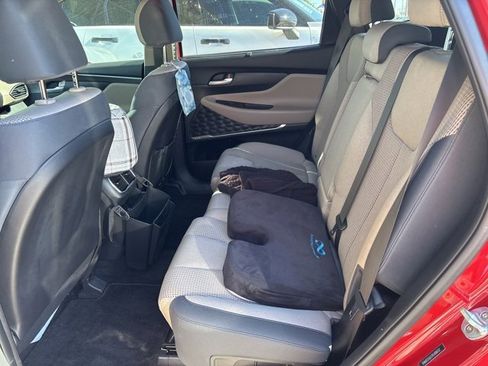 Used 2019 Hyundai Santa Fe SEL image 14