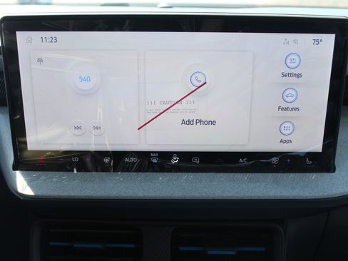 New 2025 Ford Maverick XLT w/ XLT Luxury Package FWD image 41