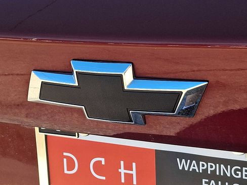 Used 2024 Chevrolet Trax RS w/ Driver Confidence Package image 29