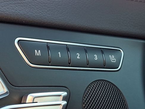 Certified 2017 Mercedes-Benz SL 550 image 25