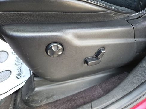 Used 2016 Jeep Grand Cherokee Overland w/ Advanced Technology Group image 23