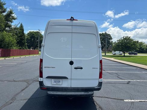 Used 2020 Mercedes-Benz Sprinter 3500 image 6