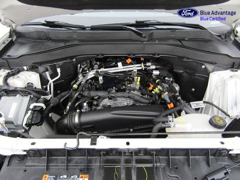 Certified 2025 Ford Explorer Active w/ Active Comfort Package AWD/4WD image 38
