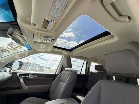 Certified 2023 Lexus GX 460 Premium w/ Premium Package image 22