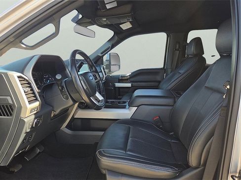 Used 2022 Ford F250 Lariat w/ Lariat Ultimate Package image 11