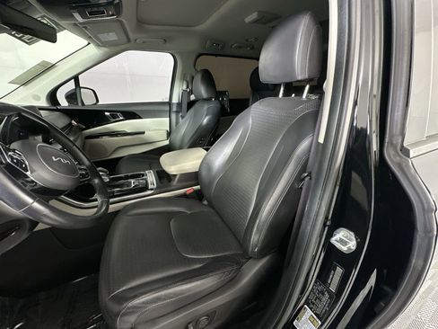 Used 2022 Kia Carnival SX Prestige FWD image 11