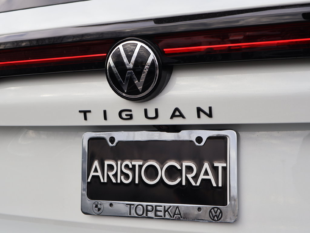 New 2026 Volkswagen Tiguan SE R-Line AWD/4WD image 35
