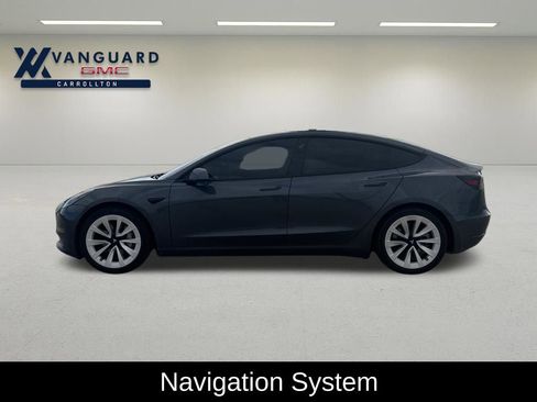 Used 2021 Tesla Model 3 Standard Range Plus image 2