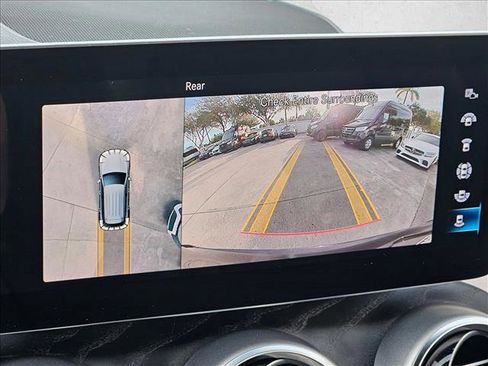 Used 2022 Mercedes-Benz GLC 300 image 13