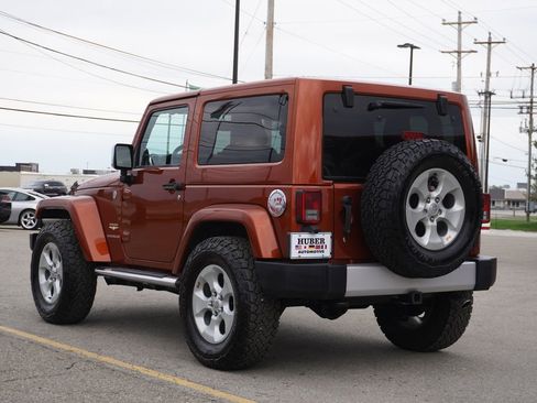 Used 2014 Jeep Wrangler Sahara w/ Dual Top Group image 5