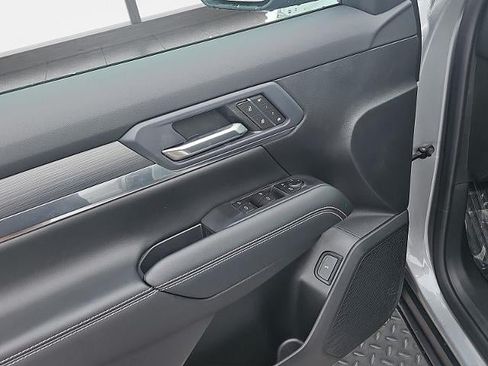 New 2026 GMC Terrain Elevation w/ Elevation Premium Package AWD/4WD image 23