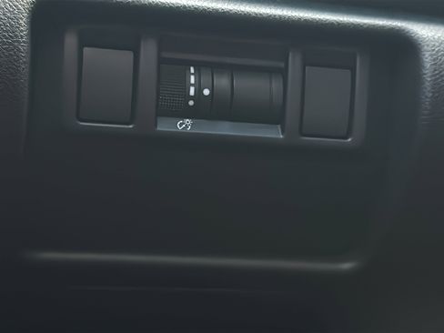 Certified 2025 Subaru Crosstrek 2.5i Sport w/ Crosstrek Mirror Package AWD/4WD image 19