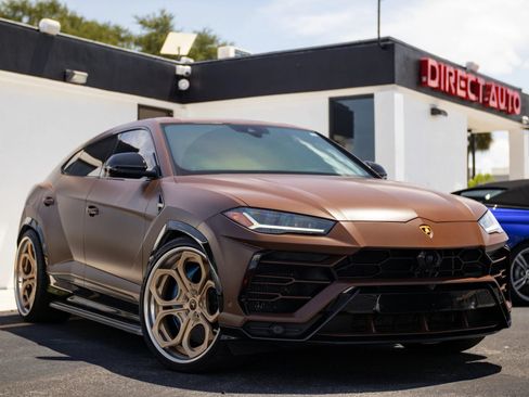 Used 2019 Lamborghini Urus AWD/4WD image 1